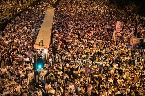 Hồng Kông: Biển người xuống đường phản đối dự luật dẫn độ