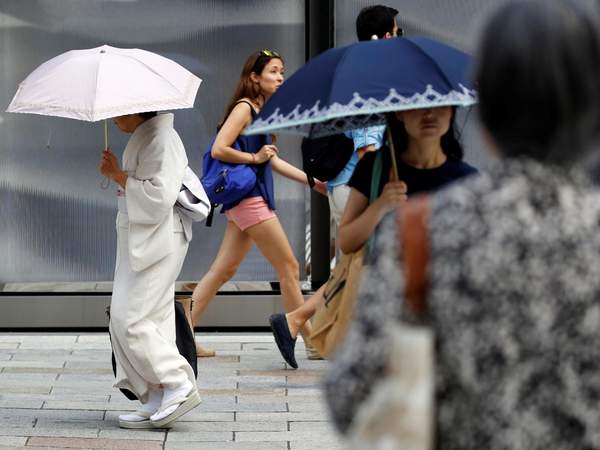 Người dân Hàn, Nhật vật vã đối mặt nắng nóng kỷ lục
