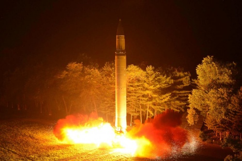 Triều Tiên phóng tên lửa đạn đạo xuyên lục địa