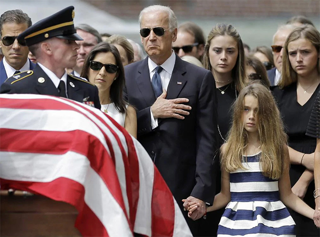Có một Joe Biden của sự kiên cường và lòng trắc ẩn