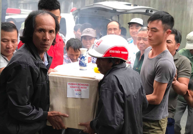 Thi hài 13 nạn nhân tại Nghệ An, Hà Tĩnh đã về đến quê hương
