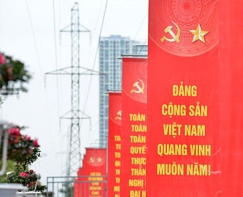 Nhận thức đúng về 'tự diễn biến', 'tự chuyển hóa' hiện nay Nhận thức đúng về 'tự diễn biến', 'tự chuyển hóa' hiện nay
