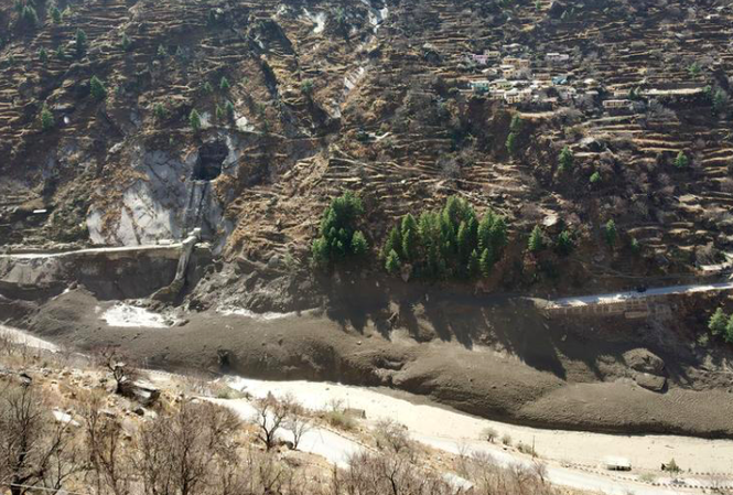 150 người Ấn Độ nghi thiệt mạng vì ‘sóng thần’ từ núi Himalaya