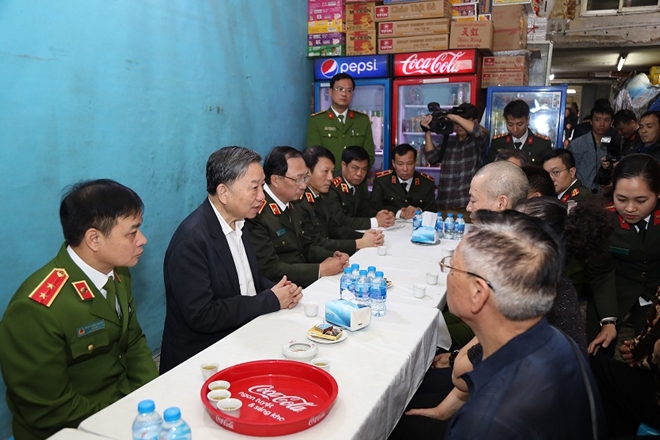 Bộ trưởng Tô Lâm: Các cán bộ chiến sĩ đã hi sinh vì bình yên cuộc sống của nhân dân