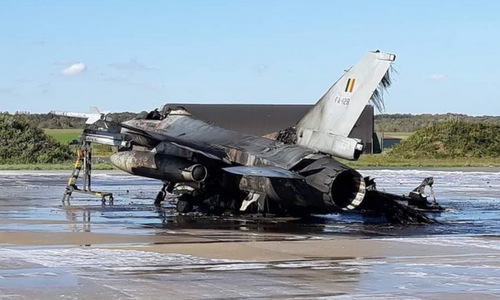 Sự cố pháo cướp cò khiến tiêm kích F-16 Bỉ cháy rụi