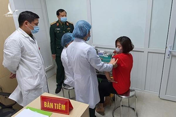 Thủ tướng chỉ đạo, Bộ Y tế tăng tốc độ thử nghiệm Nanocovax, tiêm luôn 13.000 người Thủ tướng chỉ đạo, Bộ Y tế tăng tốc độ thử nghiệm Nanocovax, tiêm luôn 13.000 người