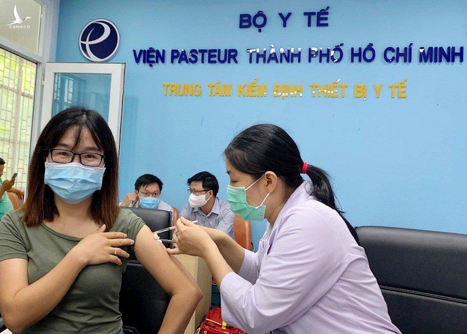 Không nên ngộ nhận về số liệu phân bổ vaccine COVID-19 Không nên ngộ nhận về số liệu phân bổ vaccine COVID-19