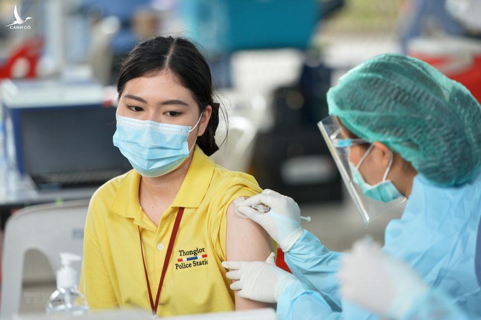 Không lựa chọn vaccine, có loại nào phải dùng ngay loại đó Không lựa chọn vaccine, có loại nào phải dùng ngay loại đó