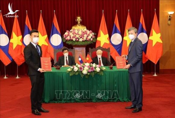 Tổng Bí thư hai nước Việt – Lào chứng kiến Lễ ký kết văn kiện hợp tác Tổng Bí thư hai nước Việt – Lào chứng kiến Lễ ký kết văn kiện hợp tác