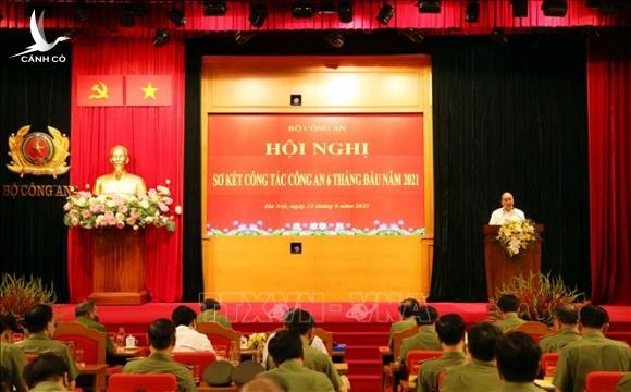 Chủ tịch nước: Kiên quyết thay lãnh đạo đơn vị nếu để tội phạm lộng hành Chủ tịch nước: Kiên quyết thay lãnh đạo đơn vị nếu để tội phạm lộng hành