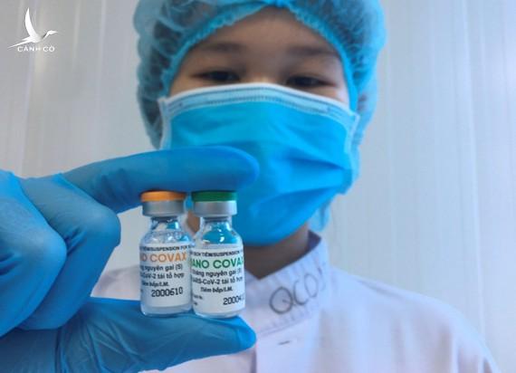 Đề xuất Chính phủ cấp phép khẩn cấp vaccine NanoCovax chống dịch Covid-19