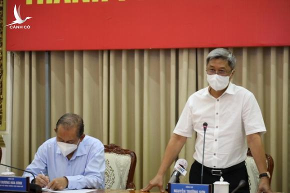 Chủ tịch TP.HCM ‘đe’… cấp phó Chủ tịch TP.HCM ‘đe’… cấp phó