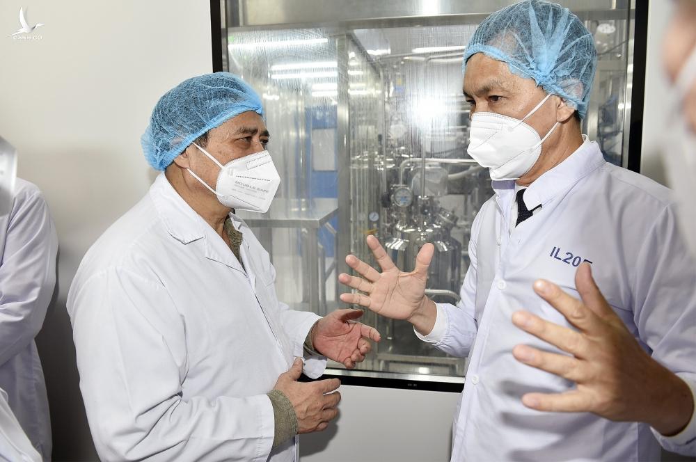 Thủ tướng mời chuyên gia WHO đến Việt Nam kiểm tra, đánh giá vaccine Nano Covax Thủ tướng mời chuyên gia WHO đến Việt Nam kiểm tra, đánh giá vaccine Nano Covax