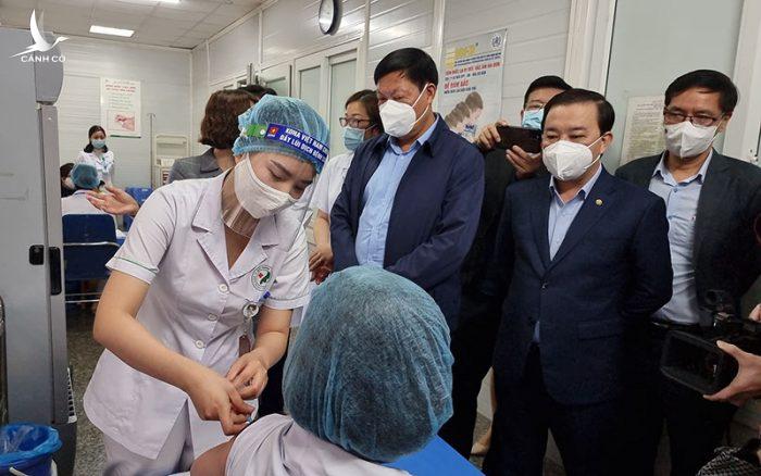Việt Nam phải tiêm chủng sớm vì có một thứ virus còn đáng sợ hơn cả SARS-CoV-2 Việt Nam phải tiêm chủng sớm vì có một thứ virus còn đáng sợ hơn cả SARS-CoV-2