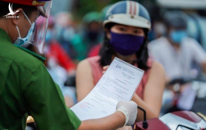 ‘TP.HCM cần thời gian, ca mắc không thể giảm ngay được’ ‘TP.HCM cần thời gian, ca mắc không thể giảm ngay được’