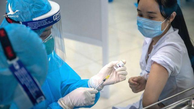“5,1 triệu liều tiêm vaccine ở Hà Nội” là tin giả, xuyên tạc