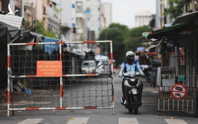 ‘TP.HCM cần thời gian, ca mắc không thể giảm ngay được’ ‘TP.HCM cần thời gian, ca mắc không thể giảm ngay được’