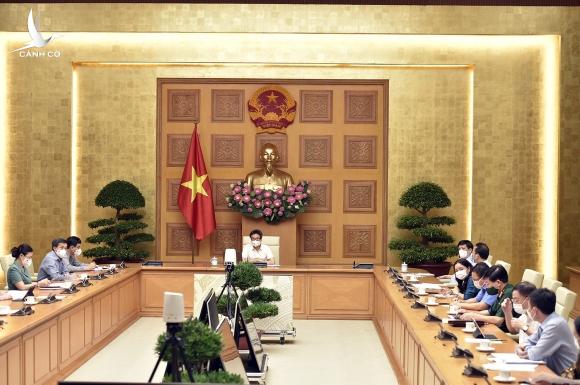 Phó thủ tướng: ‘Nguy cơ hiện hữu dịch từ TP.HCM lan rộng ra các tỉnh’ Phó thủ tướng: ‘Nguy cơ hiện hữu dịch từ TP.HCM lan rộng ra các tỉnh’