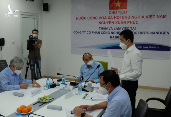 Chủ tịch nước Nguyễn Xuân Phúc đề nghị Bộ Y tế cấp phép sớm cho vắc xin Nano Covax