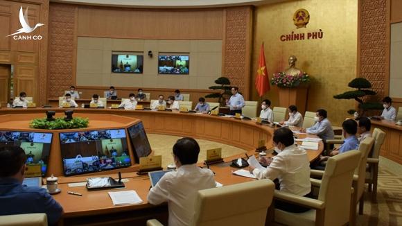Thủ tướng họp trực tuyến với 21 tỉnh, thành phía Nam về phòng chống dịch Thủ tướng họp trực tuyến với 21 tỉnh, thành phía Nam về phòng chống dịch