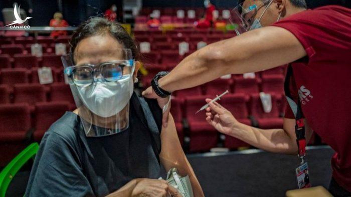 Singapore công nhận người tiêm vaccine Trung Quốc