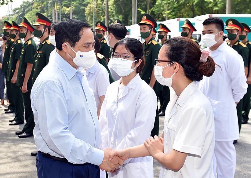 Bức thư Thủ tướng Phạm Minh Chính gửi các lực lượng tuyến đầu sau hơn 500 ngày chống dịch