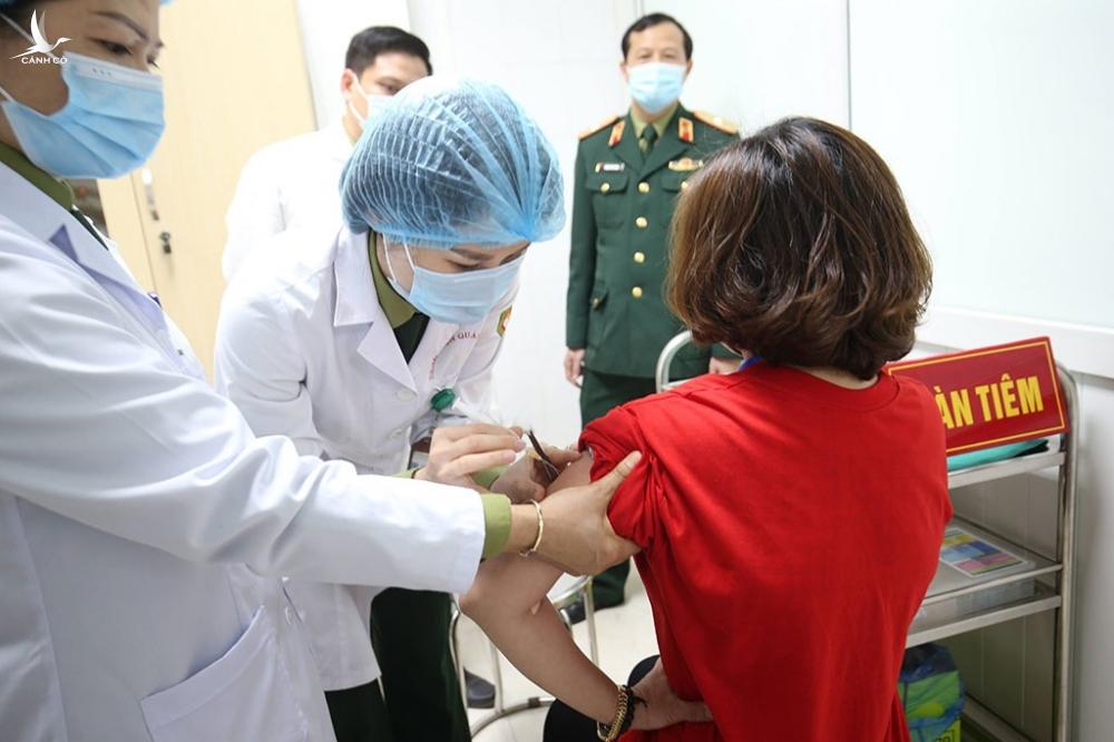 Các tỉnh từ nam chí bắc đã đặt hàng đến 50 triệu liều vắc xin NanoCovax