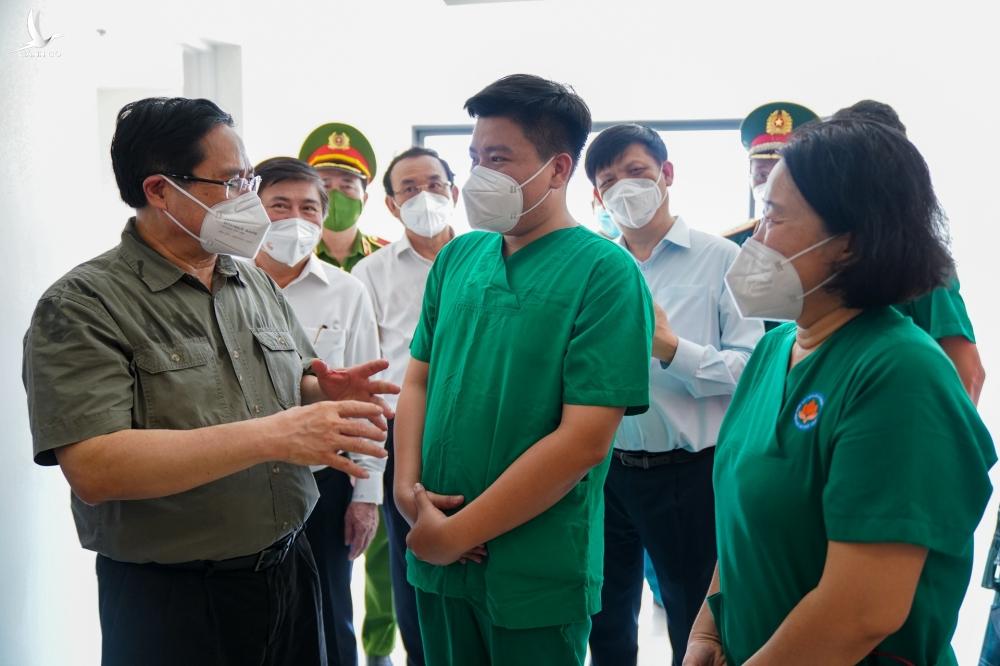 Bức thư Thủ tướng Phạm Minh Chính gửi các lực lượng tuyến đầu sau hơn 500 ngày chống dịch