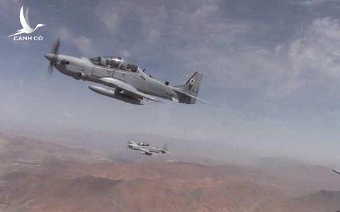 Máy bay phản lực của không quân Afghanistan rơi ở Uzbekistan