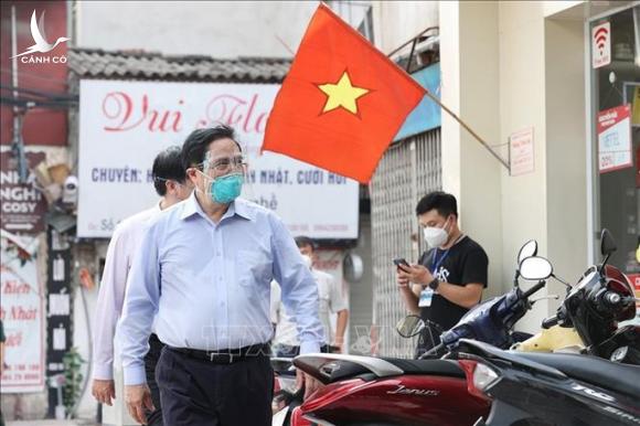 Thủ tướng Phạm Minh Chính kiểm tra đột xuất các điểm “nóng” về dịch Covid-19 ở Hà Nội Thủ tướng Phạm Minh Chính kiểm tra đột xuất các điểm “nóng” về dịch Covid-19 ở Hà Nội