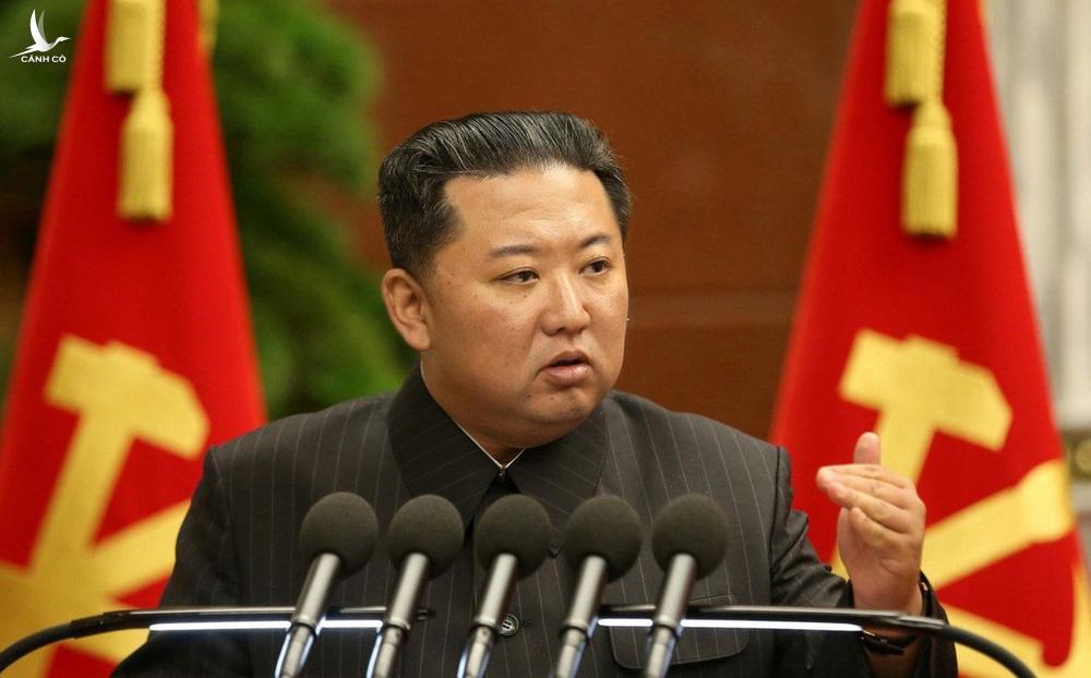 Ông Kim Jong Un báo động, phát lệnh hành động khẩn cấp: Hiểm họa nào ập xuống Triều Tiên?