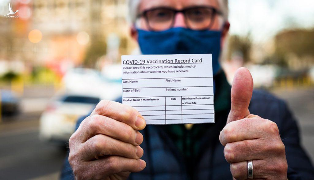 Chưa tới 1% người Mỹ mắc Covid-19 sau khi tiêm đủ liều vaccine Chưa tới 1% người Mỹ mắc Covid-19 sau khi tiêm đủ liều vaccine