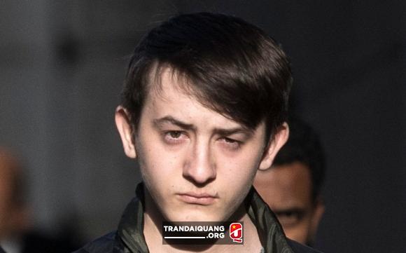 Giả làm Giám đốc CIA, cậu bé 15 tuổi chiếm được thông tin tình báo tuyệt mật