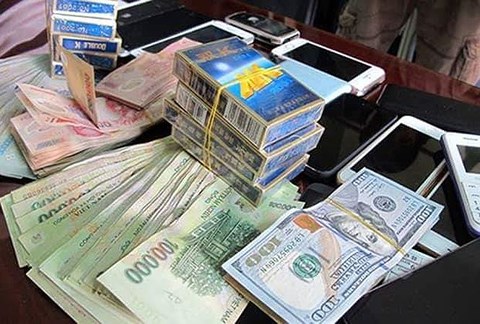 Khởi tố nguyên Phó Giám đốc Sở KH&ĐT tỉnh Quảng Ninh về hành vi đánh bạc Khởi tố nguyên Phó Giám đốc Sở KH&ĐT tỉnh Quảng Ninh về hành vi đánh bạc