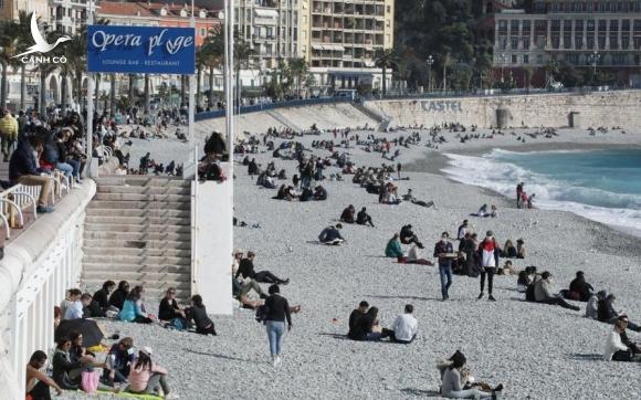 Pháp tính phong tỏa cục bộ các địa phương bùng nổ dịch Covid-19 Pháp tính phong tỏa cục bộ các địa phương bùng nổ dịch Covid-19