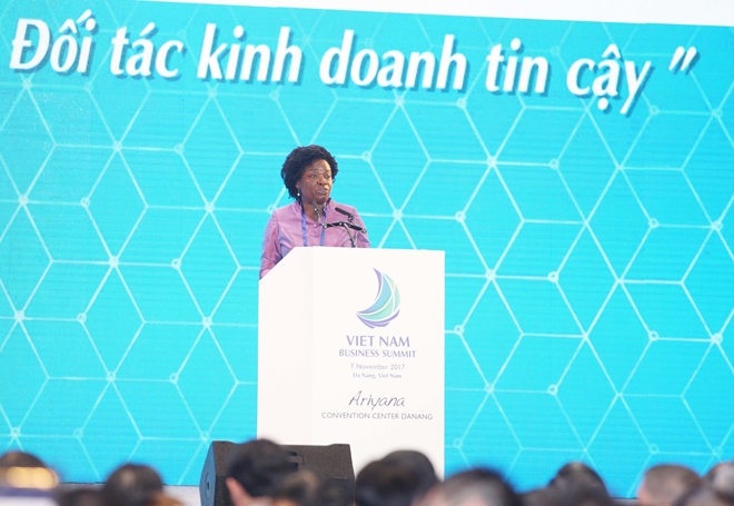 Tài sản lớn nhất trong kinh doanh của Việt Nam là con người Tài sản lớn nhất trong kinh doanh của Việt Nam là con người