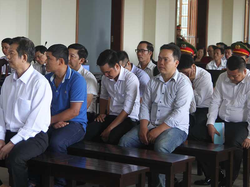 Cán bộ ngân hàng vẽ đường, gây thiệt hại 1.838 tỉ Cán bộ ngân hàng vẽ đường, gây thiệt hại 1.838 tỉ