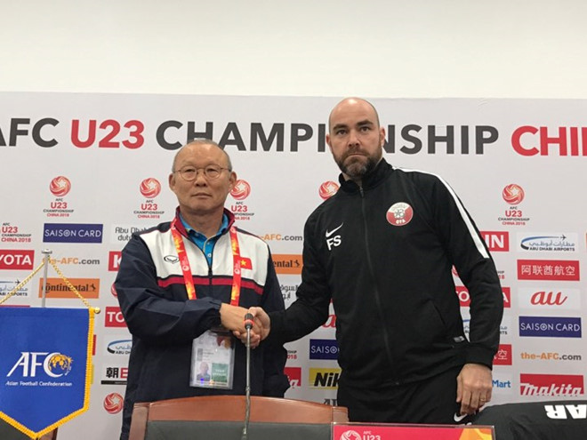 HLV Park Hang-seo: 'Tôi phát hiện không ít điểm yếu của Qatar' HLV Park Hang-seo: 'Tôi phát hiện không ít điểm yếu của Qatar'