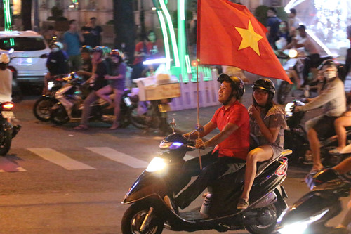 U.23 Việt Nam vào bán kết tuyệt vời: Biển người ra đường ăn mừng U.23 Việt Nam vào bán kết tuyệt vời: Biển người ra đường ăn mừng