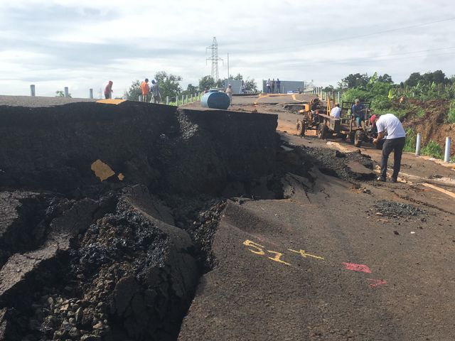 Gia Lai: Tạm dừng thi công đường Gia Lai: Tạm dừng thi công đường