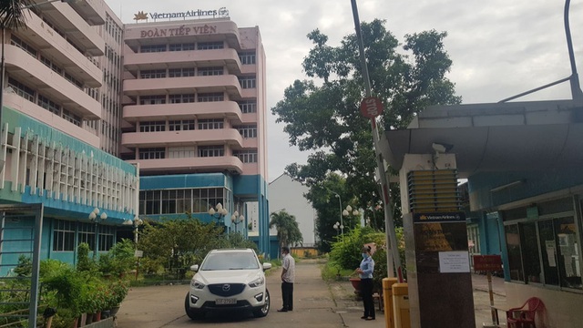 Phi hành đoàn 16 người, có tới 9 người nhiễm SARS-CoV-2 Phi hành đoàn 16 người, có tới 9 người nhiễm SARS-CoV-2