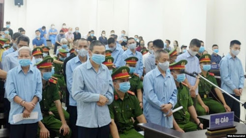 Pháp luật luôn nghiêm minh nhưng cũng rất nhân đạo, khoan hồng Pháp luật luôn nghiêm minh nhưng cũng rất nhân đạo, khoan hồng