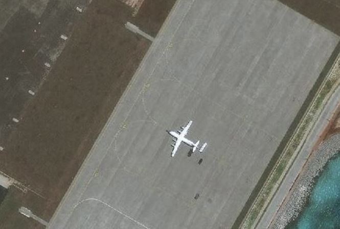 Máy bay vận tải quân sự Trung Quốc xuất hiện ở Trường Sa? Máy bay vận tải quân sự Trung Quốc xuất hiện ở Trường Sa?