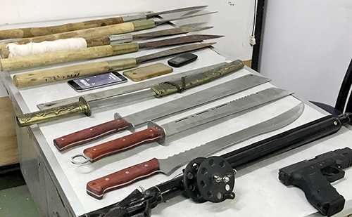 Khánh Hòa: Nổ súng chặn vụ hơn 60 người dùng hung khí hỗn chiến trong đêm Khánh Hòa: Nổ súng chặn vụ hơn 60 người dùng hung khí hỗn chiến trong đêm