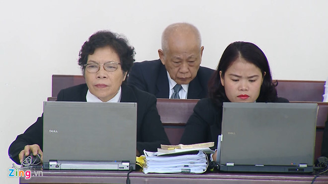 Vụ án Oceanbank: Ninh Văn Quỳnh nhận 'lót tay' 180 tỷ từ Nguyễn Xuân Sơn? Vụ án Oceanbank: Ninh Văn Quỳnh nhận 'lót tay' 180 tỷ từ Nguyễn Xuân Sơn?