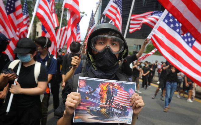 YÊU NƯỚC SÁNG SUỐT ĐỂ NGÀY MAI TỐT ĐẸP HƠN YÊU NƯỚC SÁNG SUỐT ĐỂ NGÀY MAI TỐT ĐẸP HƠN