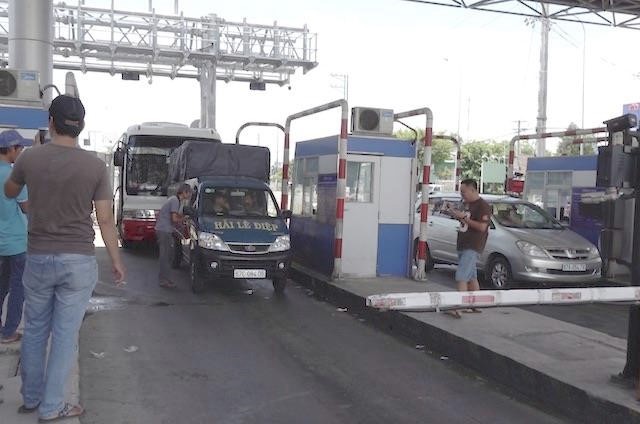 Tổng cục Đường bộ thông tin vụ 'chiếm làn' trạm thu phí BOT ở Cần Thơ Tổng cục Đường bộ thông tin vụ 'chiếm làn' trạm thu phí BOT ở Cần Thơ