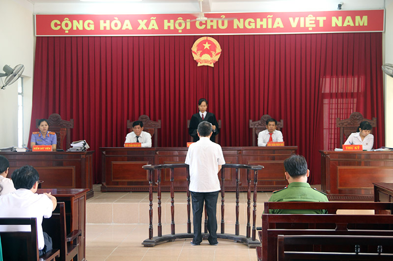 Nguyên Chi cục trưởng thi hành án tham ô, chiếm đoạt tiền tỉ Nguyên Chi cục trưởng thi hành án tham ô, chiếm đoạt tiền tỉ