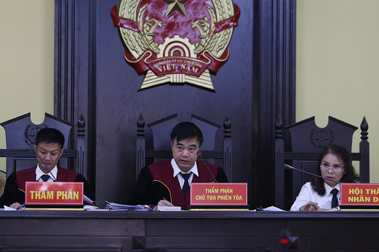 Cựu phó giám đốc Sở Giáo dục và Đào tạo Sơn La kêu oan Cựu phó giám đốc Sở Giáo dục và Đào tạo Sơn La kêu oan