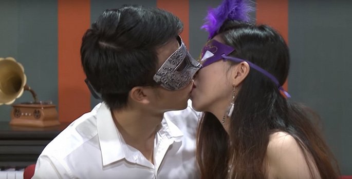 Show hẹn hò sa đọa bị dư luận chỉ trích 'kinh tởm': Bộ TT&TT sẽ xử phạt Show hẹn hò sa đọa bị dư luận chỉ trích 'kinh tởm': Bộ TT&TT sẽ xử phạt